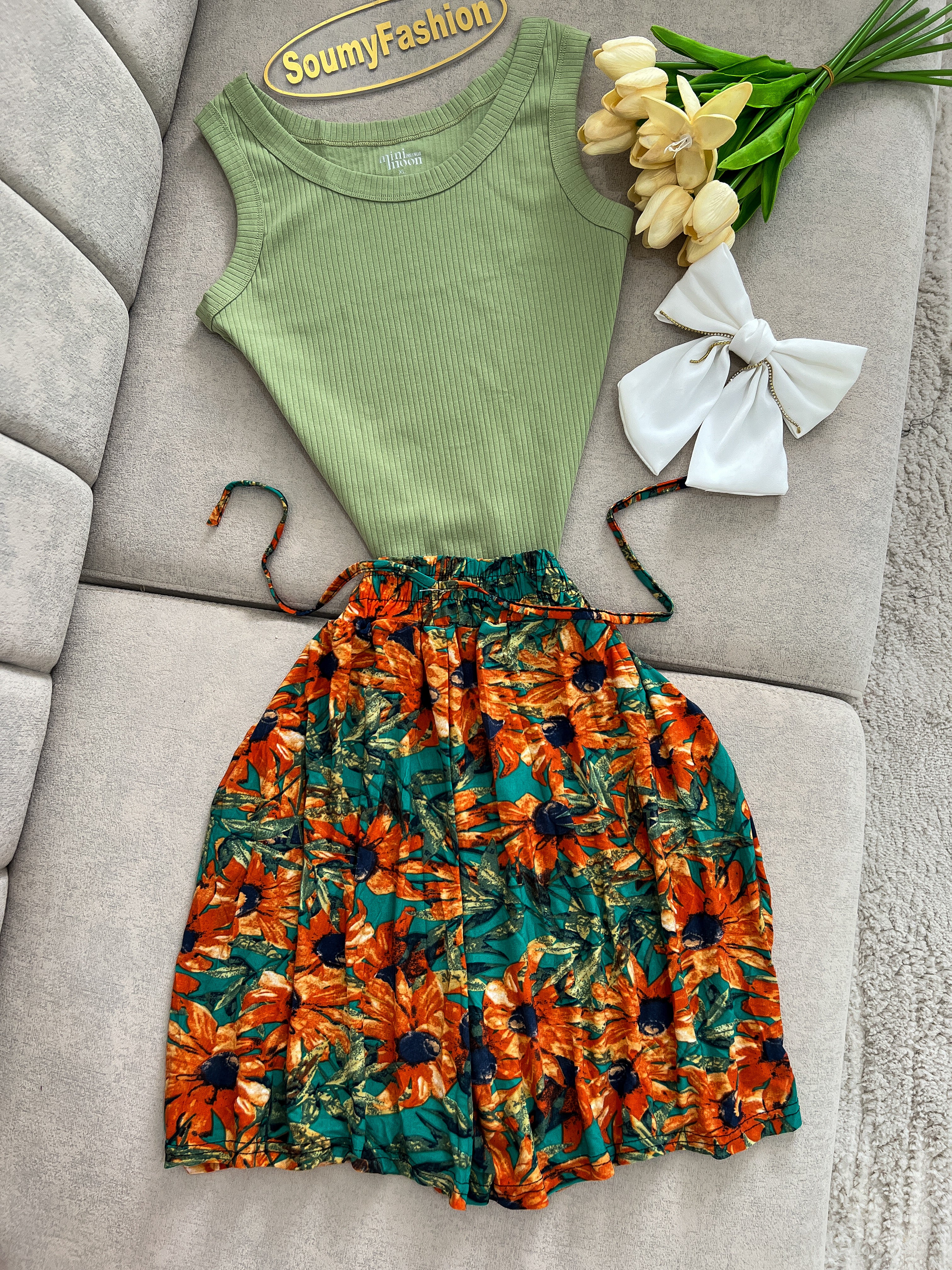 Enssemble jupe short + pull